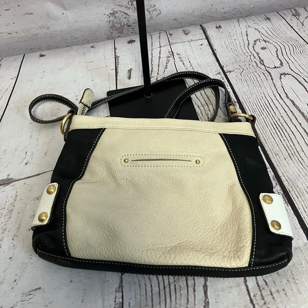 B. Makowsky Handbag Beige Black Leather‎ Crossbody Bag Purse